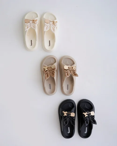 دمپایی زنانه پاپا مدل آلما